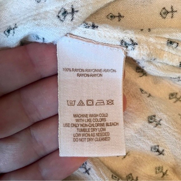 FREE PEOPLE Patterned Top Cream White Rune Runic Anchor Flower Long Sleeve - Picture 8 of 8